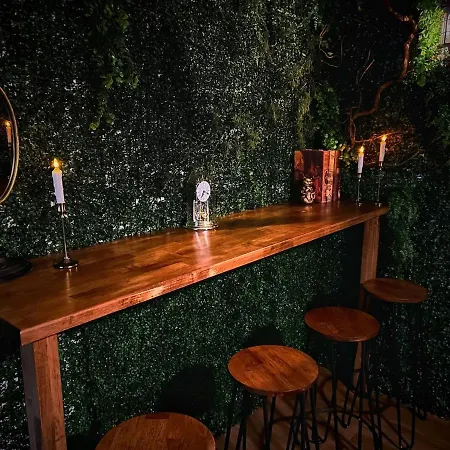 Apartment - 4 Couchages - & Billard